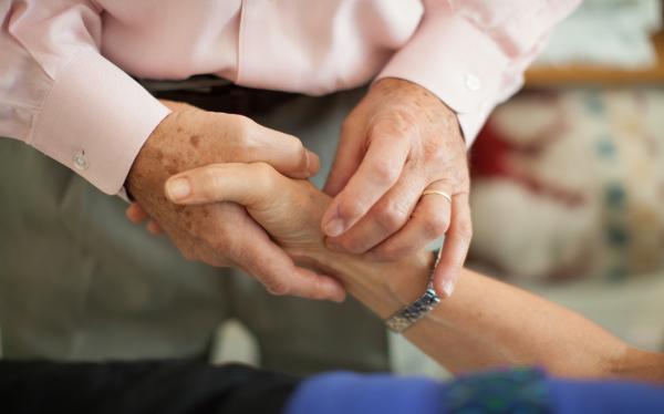 Jim McCormick, Lic. Ac. with patient. Image: Jim McCormick, Lic. Ac.